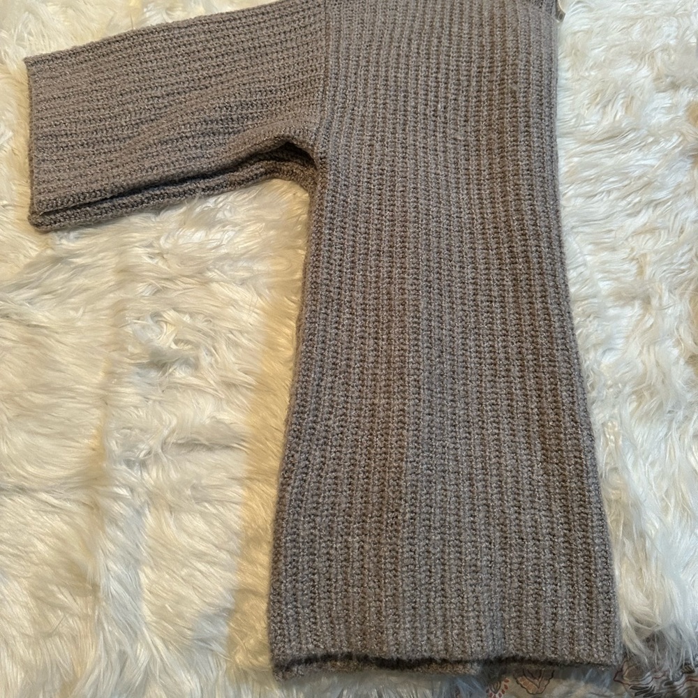LOFT Soft knit sweater - Picture 11 of 11